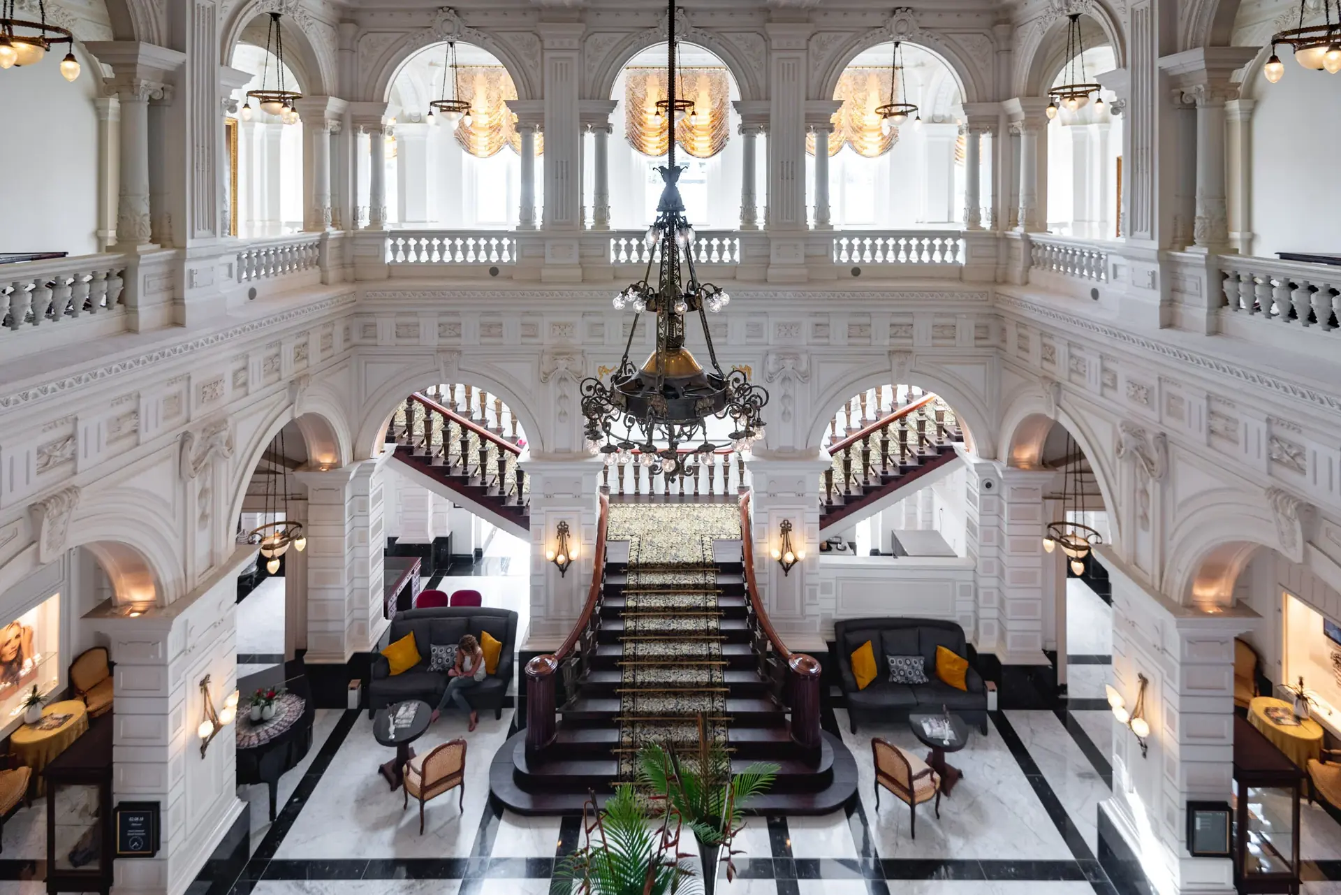 W Amsterdam Casino Hotel